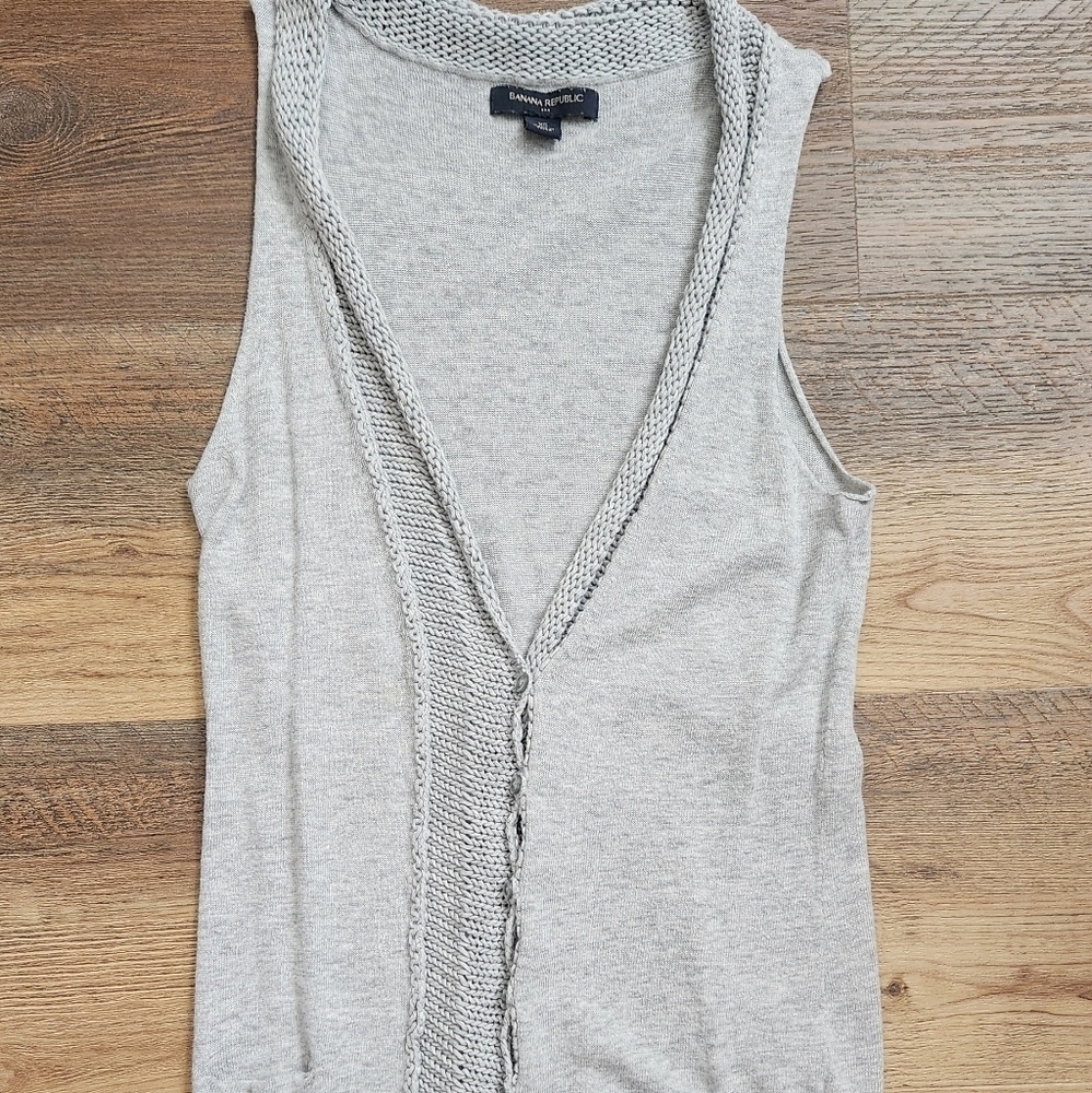 Br Sweater Vest
